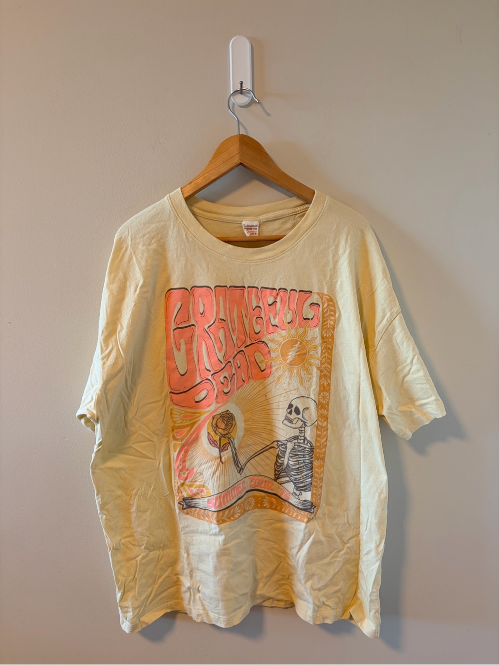 American Eagle Yellow Grateful Dead T-shirt - L/XL - Picture 2 of 4